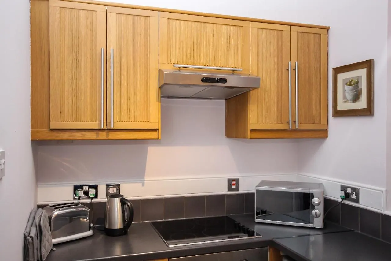 Silver Lining-Royal Mile Apartments Edinburg 0*,