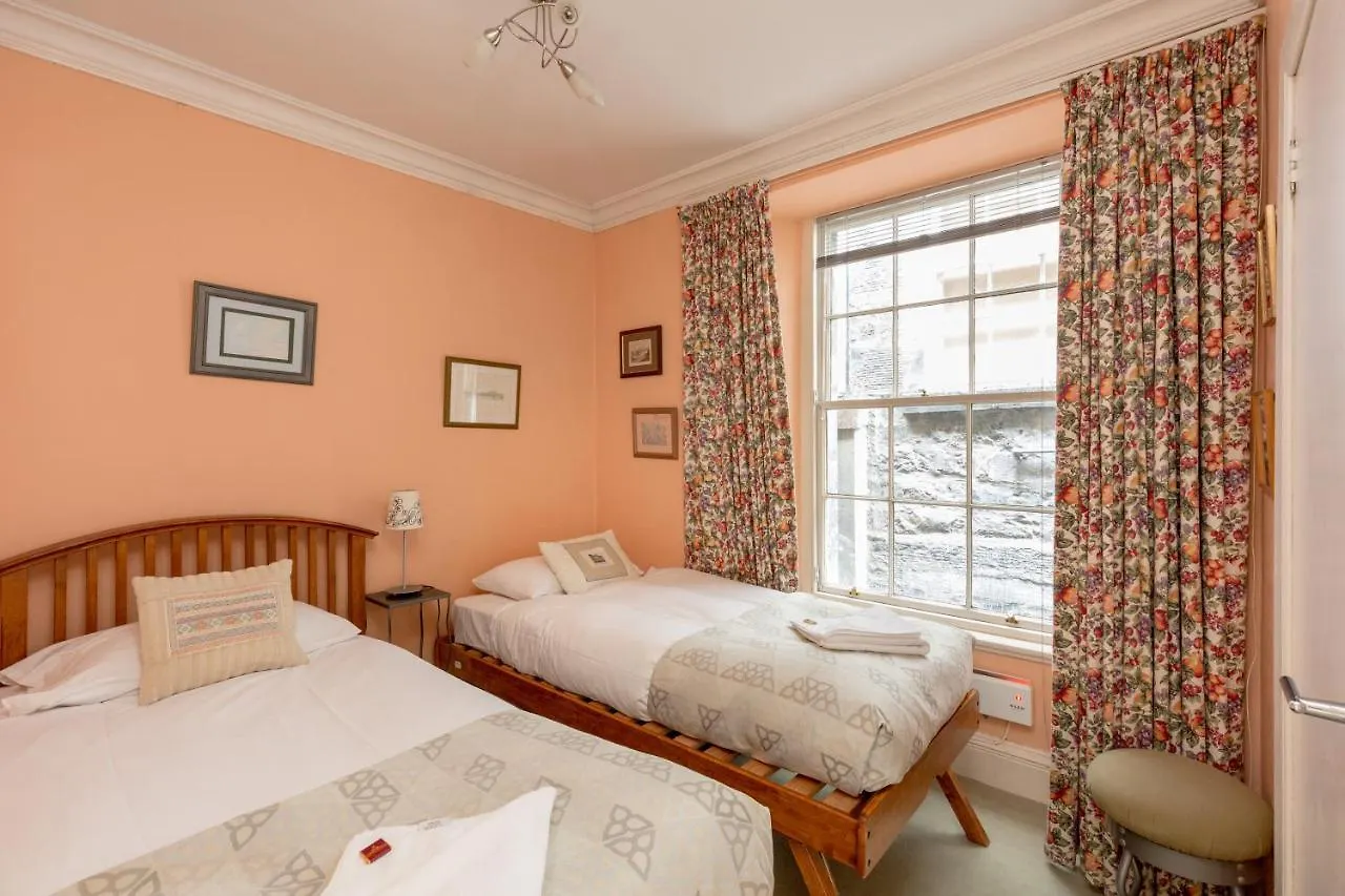 Silver Lining-Royal Mile Apartments Edinburg