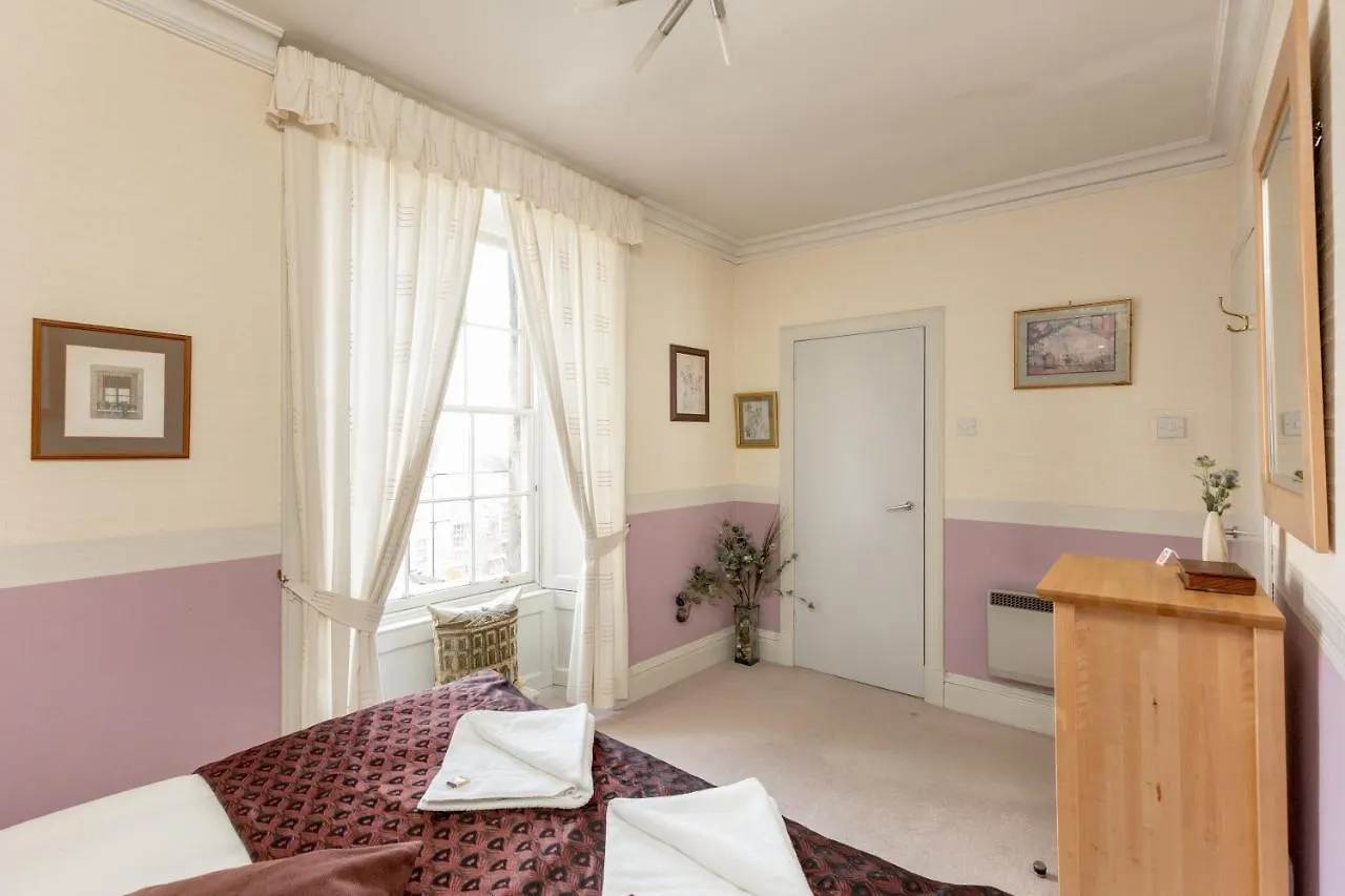 Silver Lining-Royal Mile Apartments Edinburg