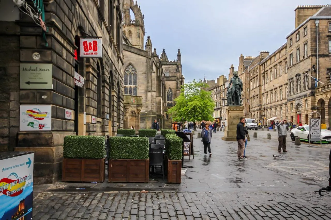 Silver Lining-Royal Mile Apartments Edinburg 0*,