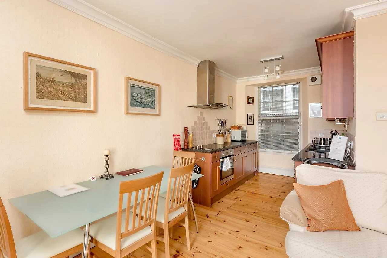 Silver Lining-Royal Mile Apartments Edinburg 0*,