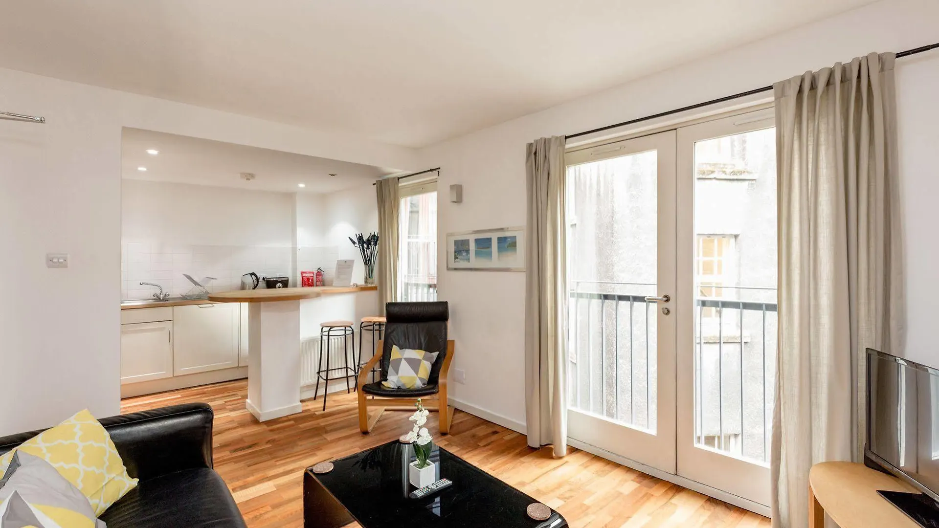 Silver Lining-Royal Mile Apartments Edinburg