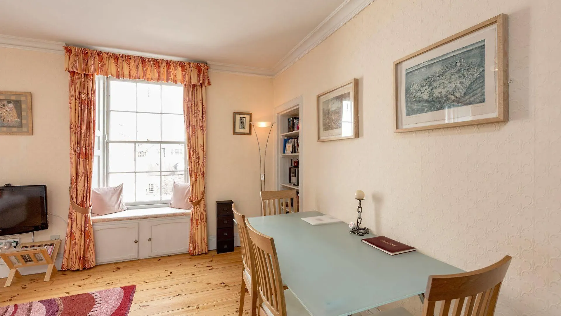 Silver Lining-Royal Mile Apartments Edinburg